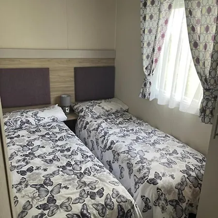 Holiday home Amc Flamingo Land Caravan, Motorhome & Campervan Hire Kirby Misperton