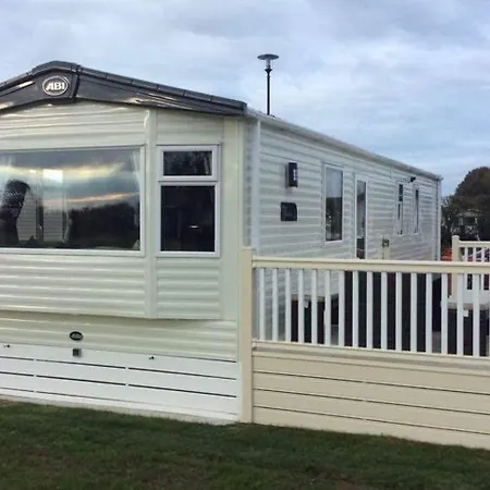 Holiday home Amc Flamingo Land Caravan, Motorhome & Campervan Hire *