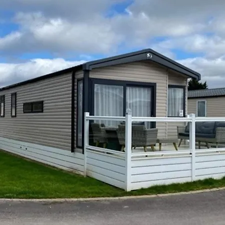Amc Flamingo Land Caravan, Motorhome & Campervan Hire Holiday home *