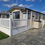 Amc Flamingo Land Caravan, Motorhome & Campervan Hire Kirby Misperton