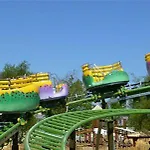 Amc Flamingo Land Caravan, Motorhome & Campervan Hire Kirby Misperton