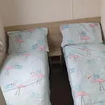 Amc Flamingo Land Caravan, Motorhome & Campervan Hire 別荘 *