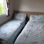 別荘 Amc Flamingo Land Caravan, Motorhome & Campervan Hire Kirby Misperton