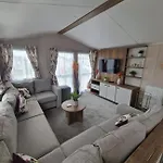 Amc Flamingo Land Caravan, Motorhome & Campervan Hire *