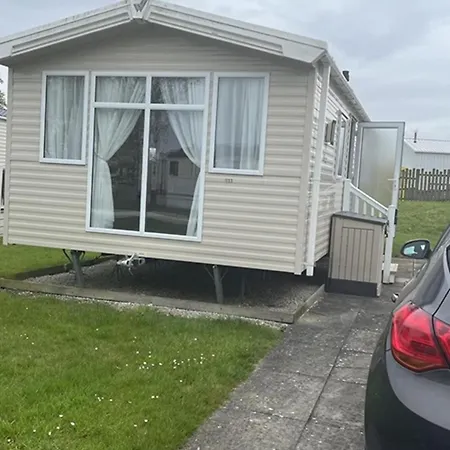 Feriehus Amc Flamingo Land Caravan, Motorhome & Campervan Hire Kirby Misperton