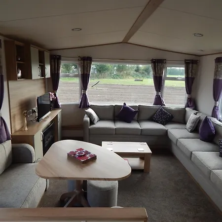 Feriehus Amc Flamingo Land Caravan, Motorhome & Campervan Hire *