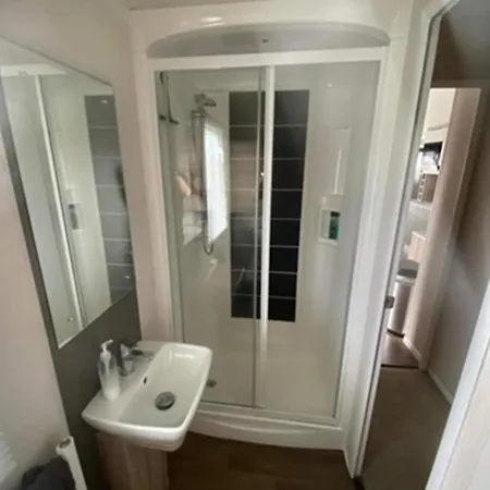 Amc Flamingo Land Caravan, Motorhome & Campervan Hire * Kirby Misperton