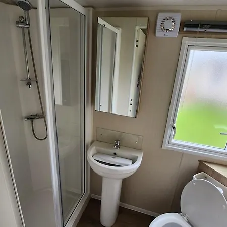 Amc Flamingo Land Caravan, Motorhome & Campervan Hire
