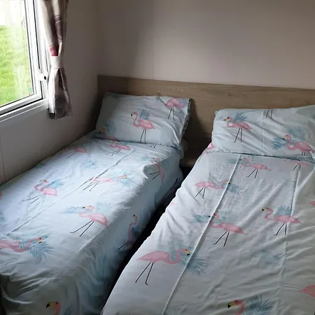 Vakantiehuis Amc Flamingo Land Caravan, Motorhome & Campervan Hire Kirby Misperton