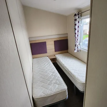 Amc Flamingo Land Caravan, Motorhome & Campervan Hire Vakantiehuis *