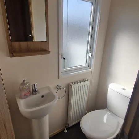 Amc Flamingo Land Caravan, Motorhome & Campervan Hire Kirby Misperton