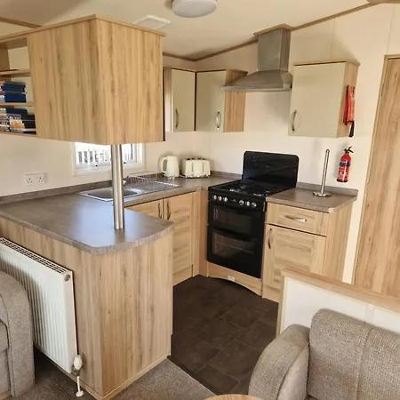 Vakantiehuis Amc Flamingo Land Caravan, Motorhome & Campervan Hire *