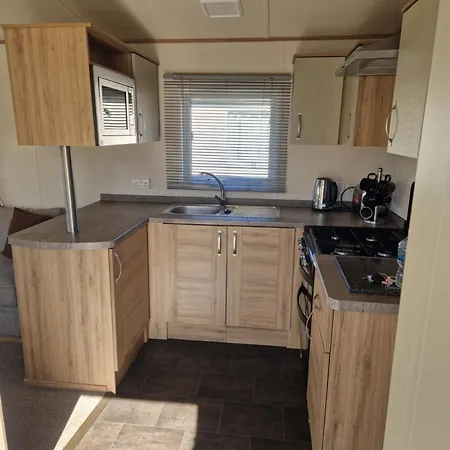 Amc Flamingo Land Caravan, Motorhome & Campervan Hire Kirby Misperton