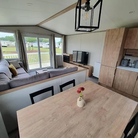 Amc Flamingo Land Caravan, Motorhome & Campervan Hire