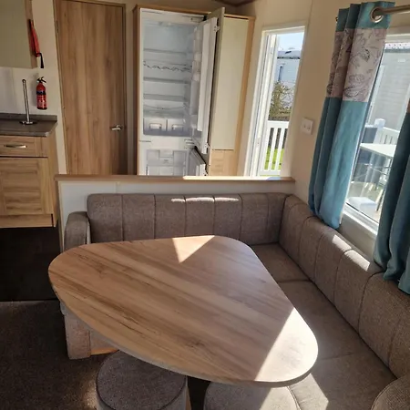 Vakantiehuis Amc Flamingo Land Caravan, Motorhome & Campervan Hire