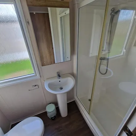 Amc Flamingo Land Caravan, Motorhome & Campervan Hire Kirby Misperton