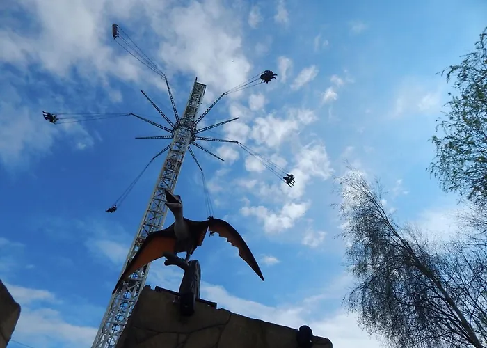 Amc Flamingo Land Caravan, Motorhome & Campervan Hire Kirby Misperton