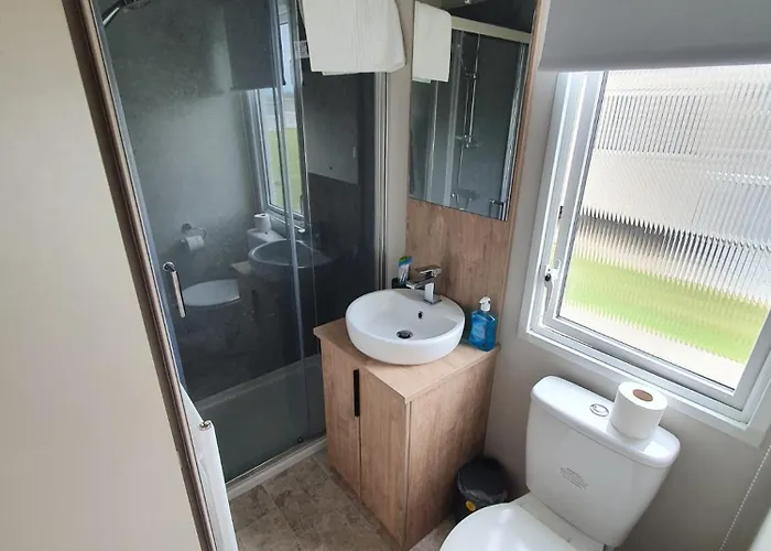 Amc Flamingo Land Caravan, Motorhome & Campervan Hire *