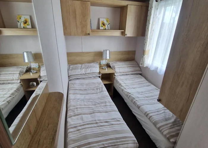 Amc Flamingo Land Caravan, Motorhome & Campervan Hire Dom wakacyjny