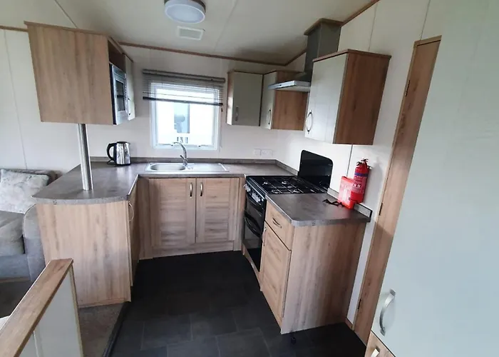 Amc Flamingo Land Caravan, Motorhome & Campervan Hire Kirby Misperton