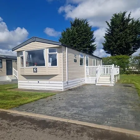 Amc Flamingo Land Caravan, Motorhome & Campervan Hire