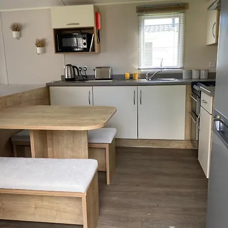 Amc Flamingo Land Caravan, Motorhome & Campervan Hire *